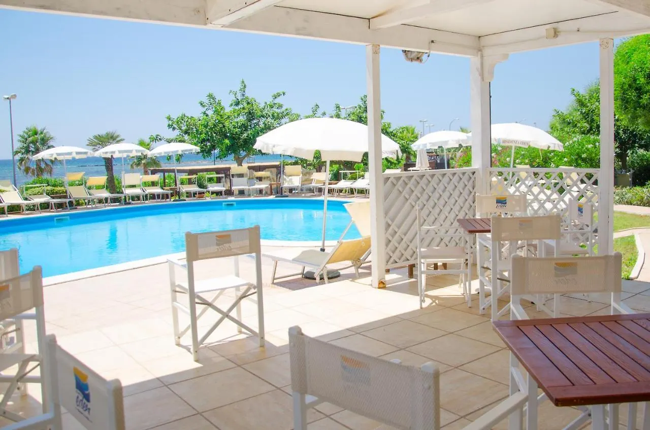 *** منتزه العطل Eden Residence Club توريه أوفو إيطاليا